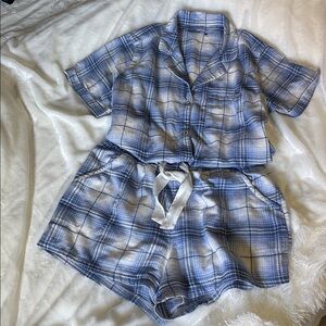 Hollister Blue and White Plaid Shirt